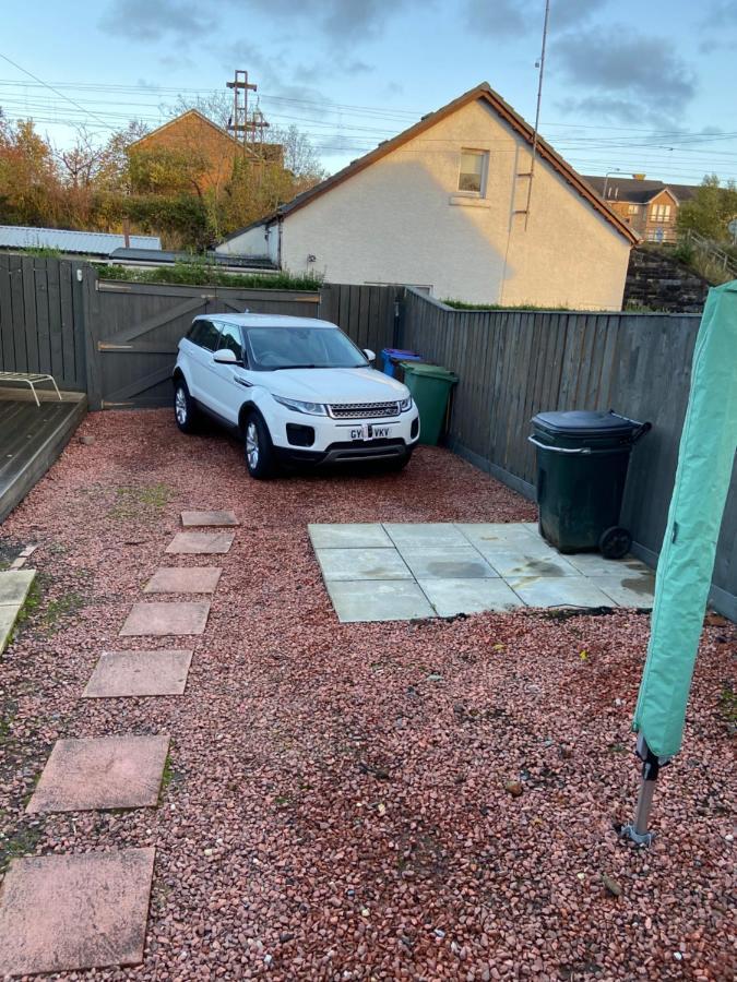 Cheerful One Bedroom Cottage With Parking Space. Glasgow Exterior foto